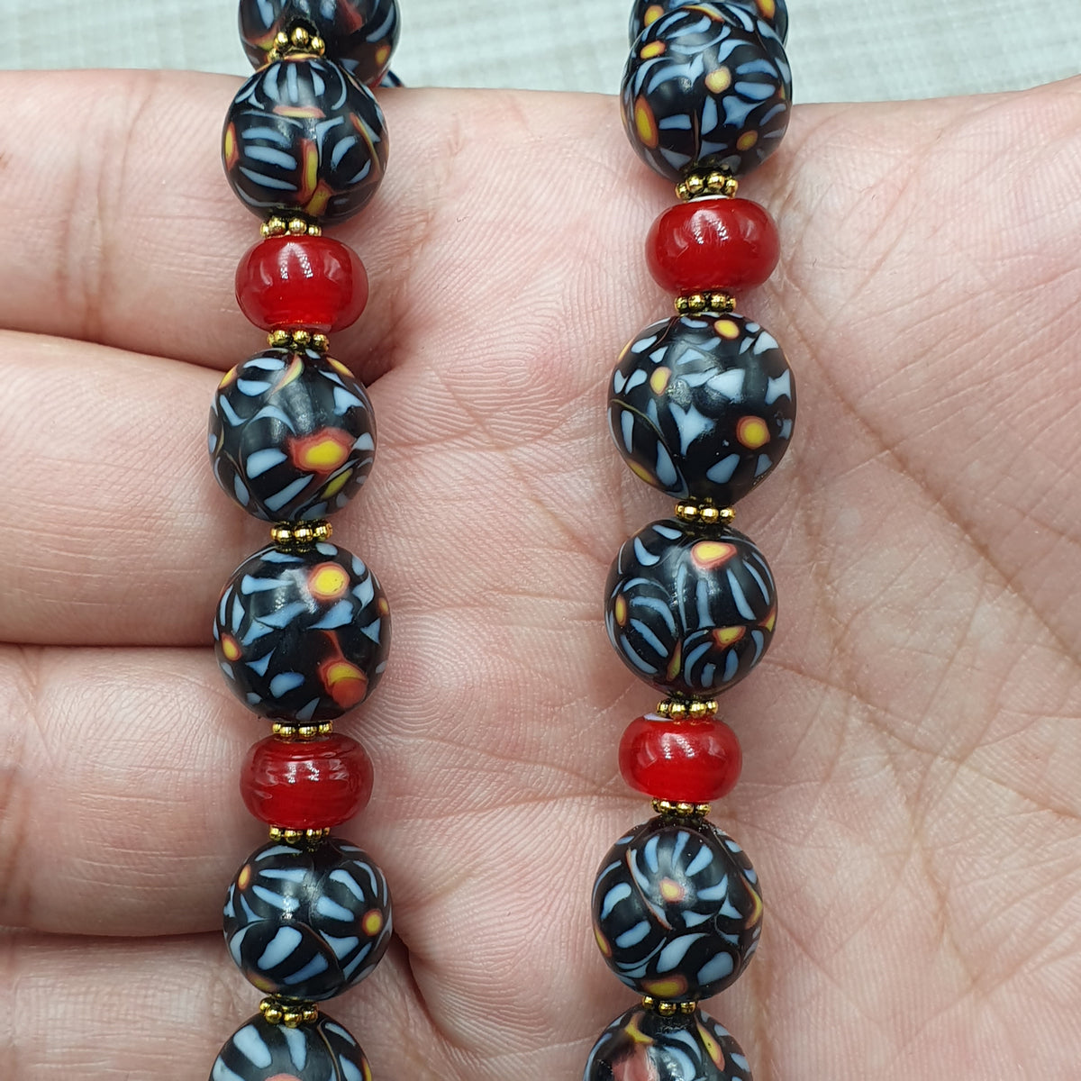 Vintage Venetian Style Glass & Venetian WhiteHeart Glass Beads Necklace