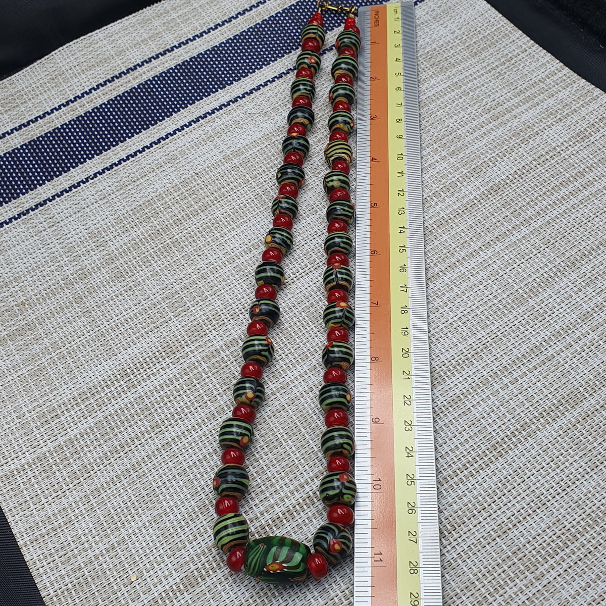 Collier de perles de verre rétro vénitien, fleurs et cœur vénitien