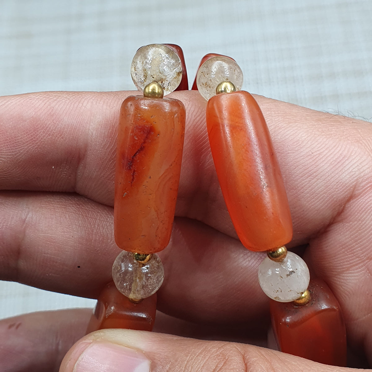Collier de perles de cornaline ancienne et d'agate avec quartz de l'Himalaya, originaire du Mali (Afrique)