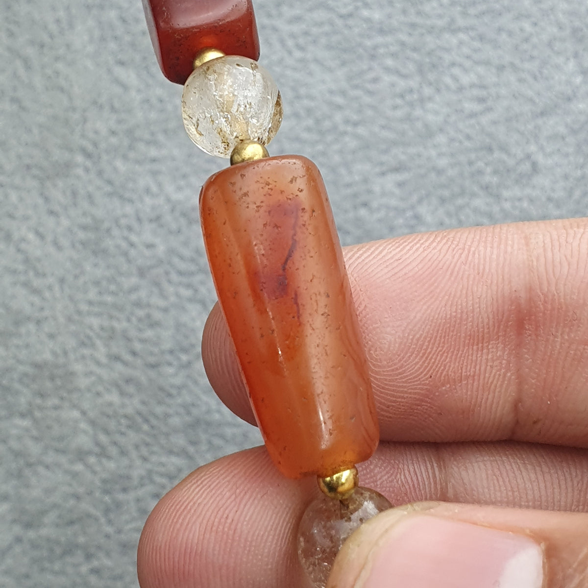Collier de perles de cornaline ancienne et d'agate avec quartz de l'Himalaya, originaire du Mali (Afrique)