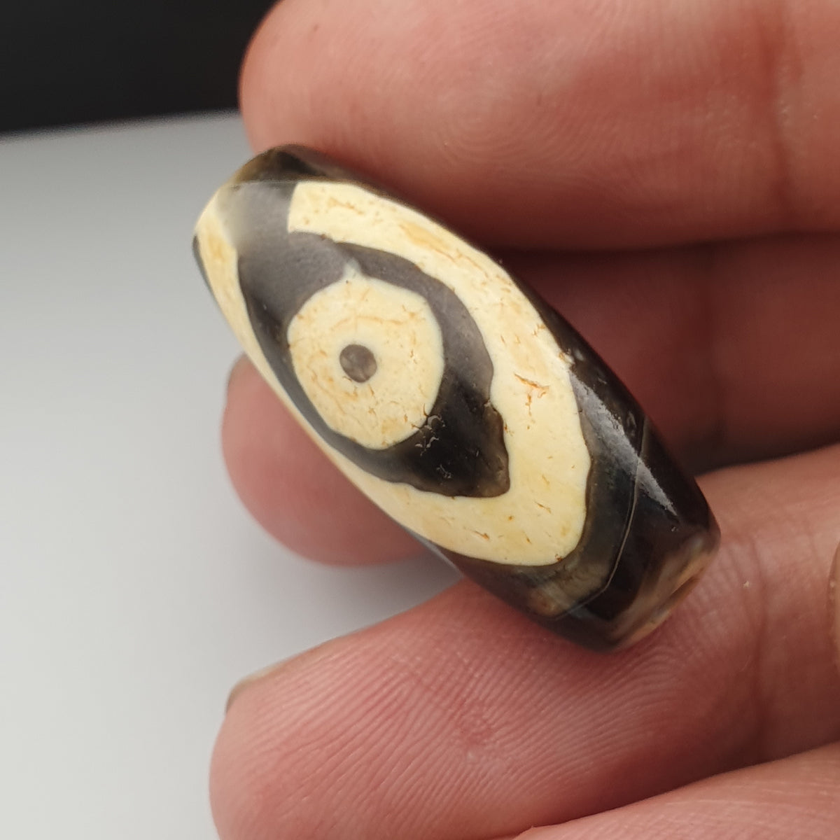Amulette œil de Dzi en perles d'agate tibétaine de l'Himalaya vintage