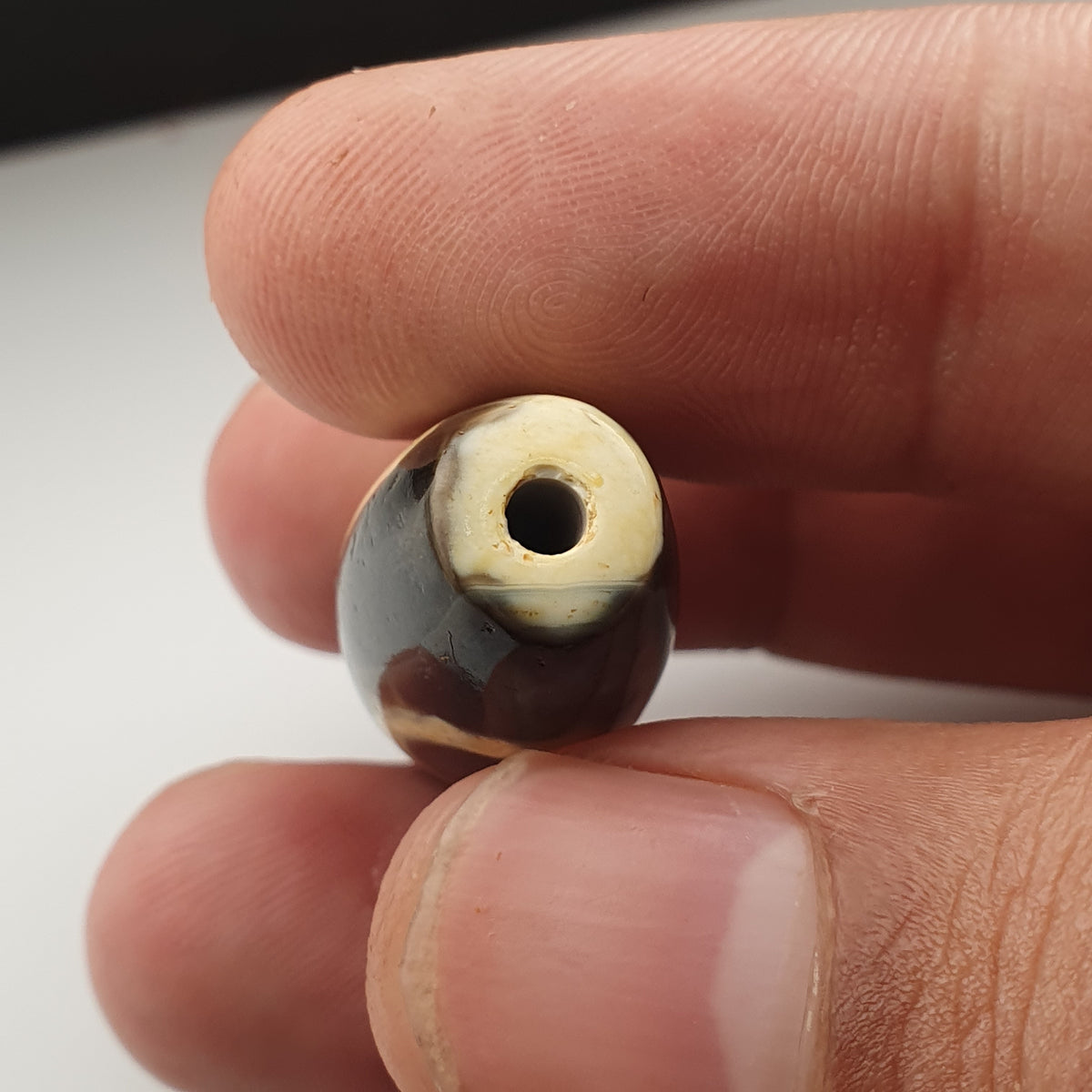 Amulette œil de Dzi en perles d'agate tibétaine de l'Himalaya vintage