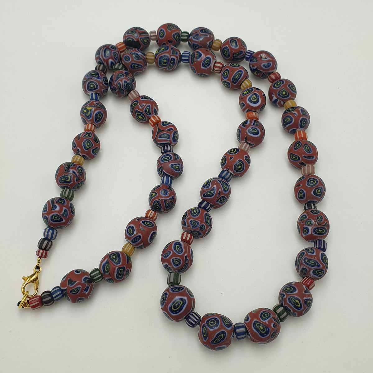 Collier de perles de verre vintage style vénitien