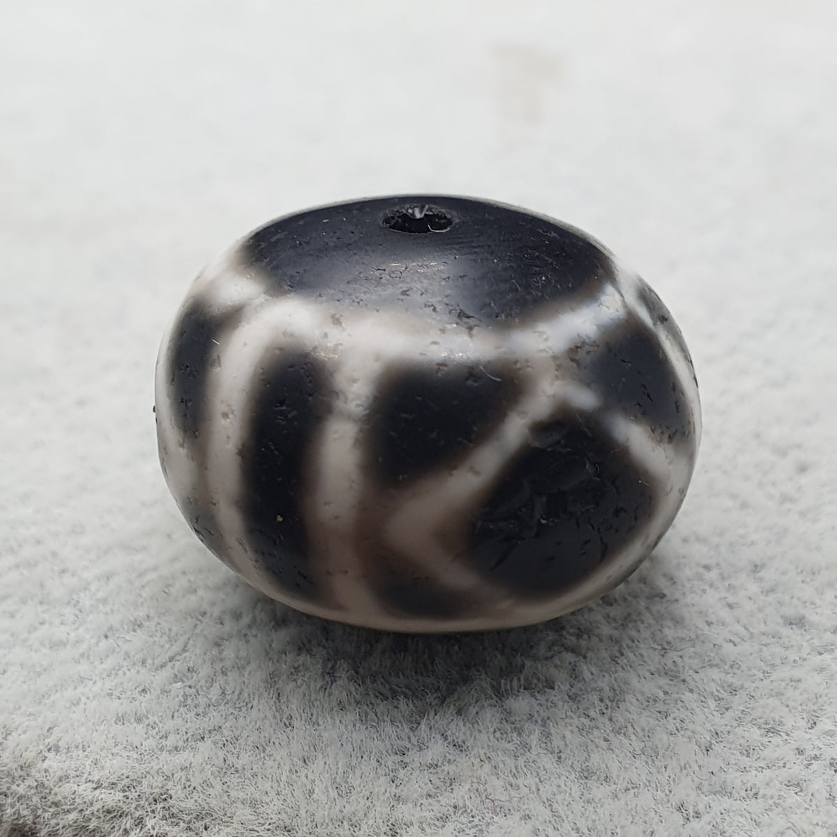 Perle d'Agate Tibétaine Himalayenne Antique de Qualité Supérieure avec Motif Yeux Unique 22,1 X 15mm