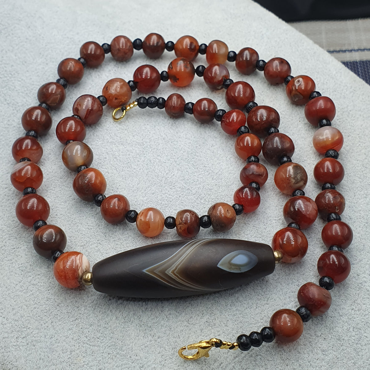Collier de perles antiques en agate Suliemani naturelle et en agate Cornaline