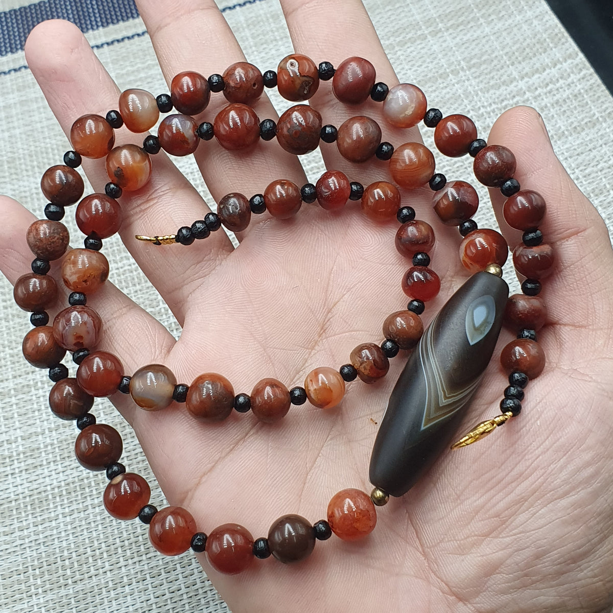 Collier de perles antiques en agate Suliemani naturelle et en agate Cornaline