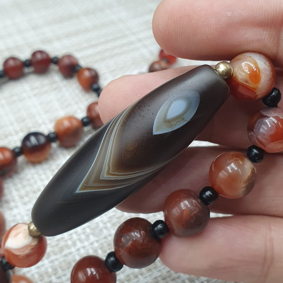 Collier de perles antiques en agate Suliemani naturelle et en agate Cornaline