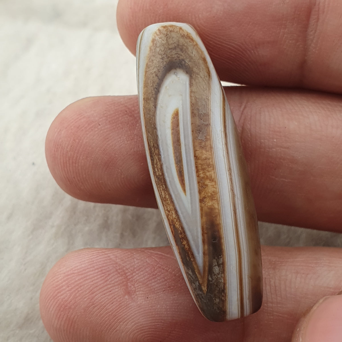 Amulette tibétaine vintage perles d'agate Suliemani à l'œil naturel
