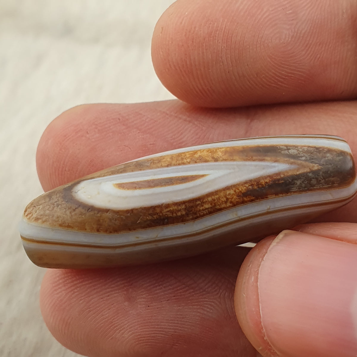Amulette tibétaine vintage perles d'agate Suliemani à l'œil naturel