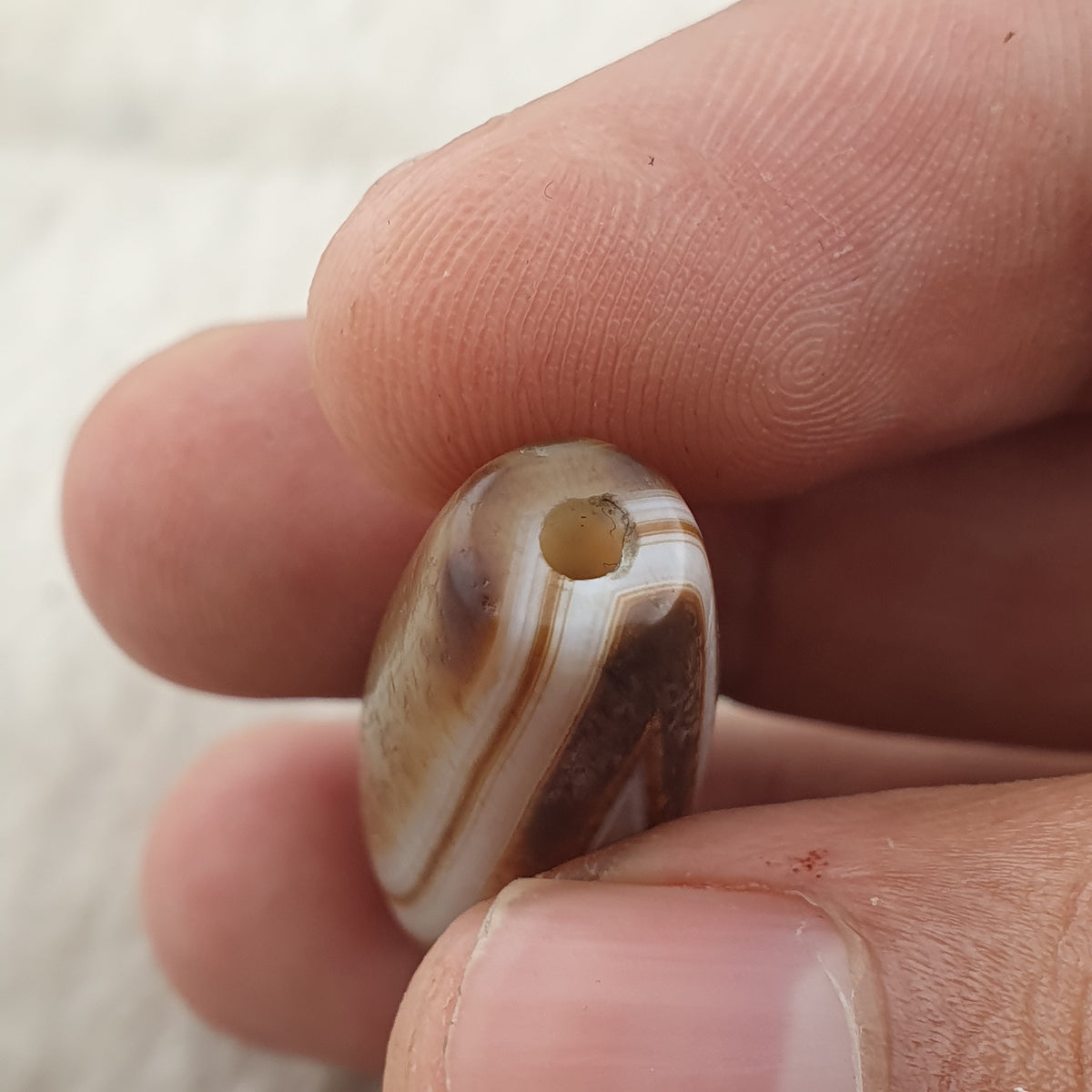Amulette tibétaine vintage perles d'agate Suliemani à l'œil naturel