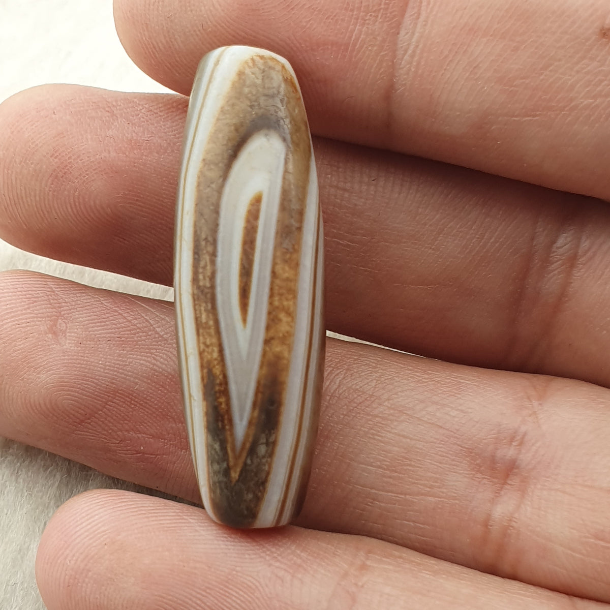 Amulette tibétaine vintage perles d'agate Suliemani à l'œil naturel