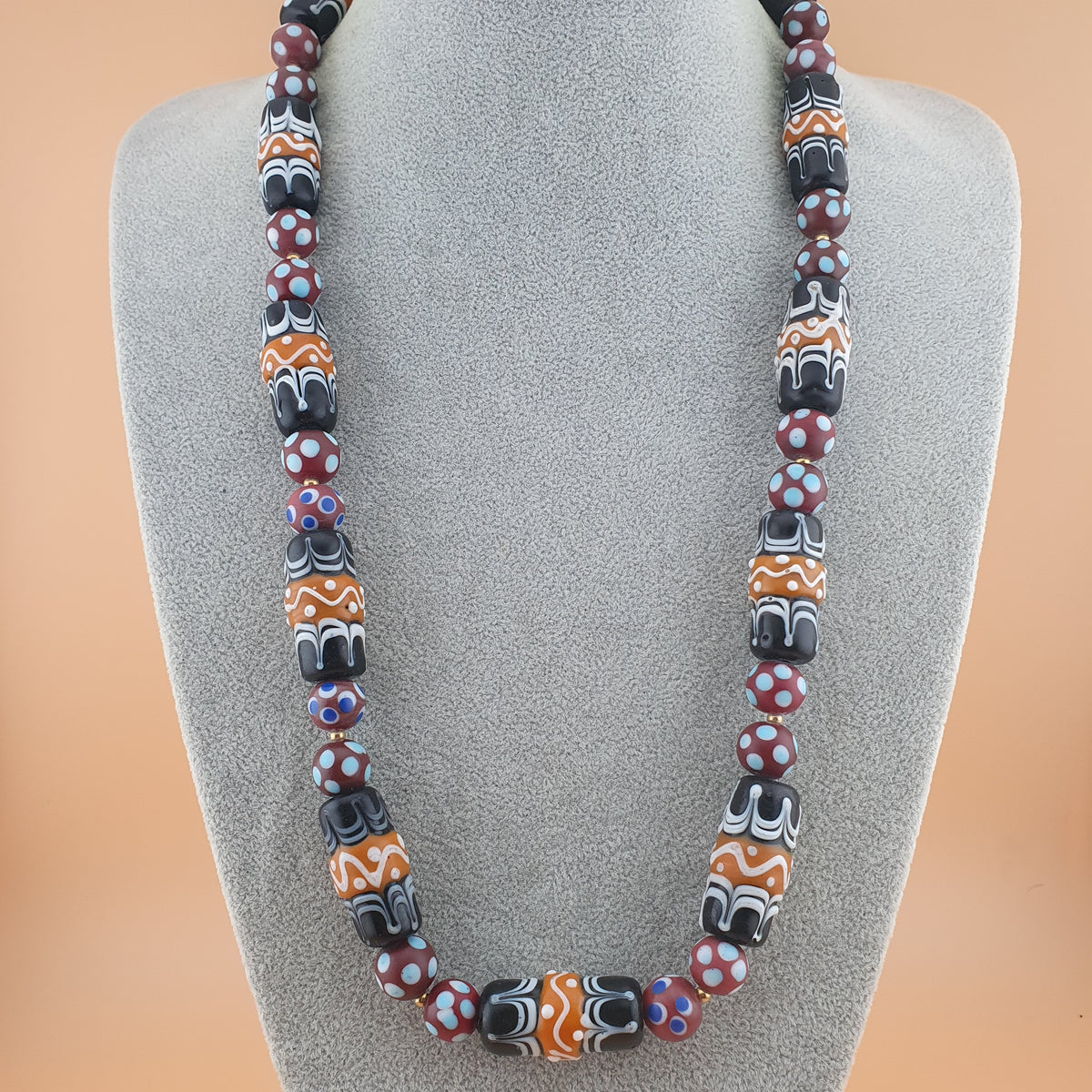 Collier de perles en verre de style vénitien vintage Furet et yeux 61 cm