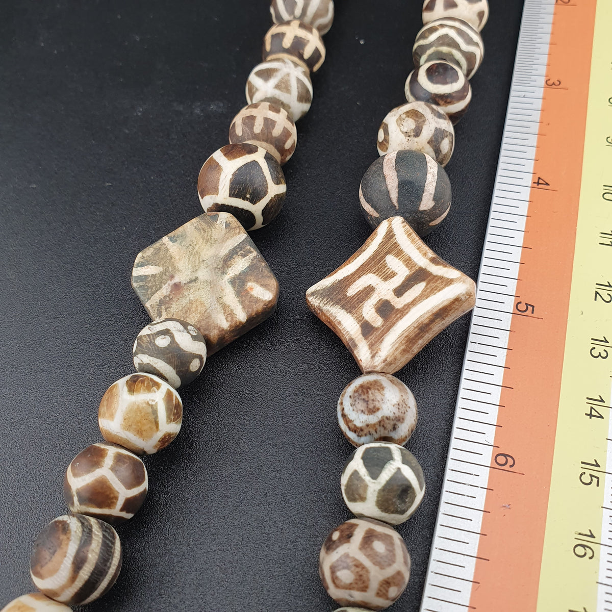 Mélange vintage perles asiatiques africaines PumtekPyu et verre 20 pouces