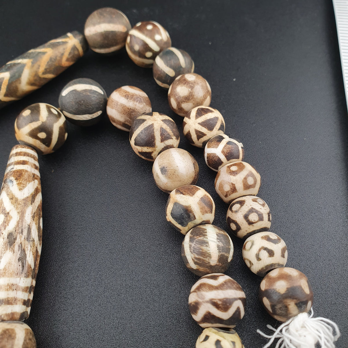 Vintage Asian & African Pumtekpyu , Glass beads Necklace 20inches Long