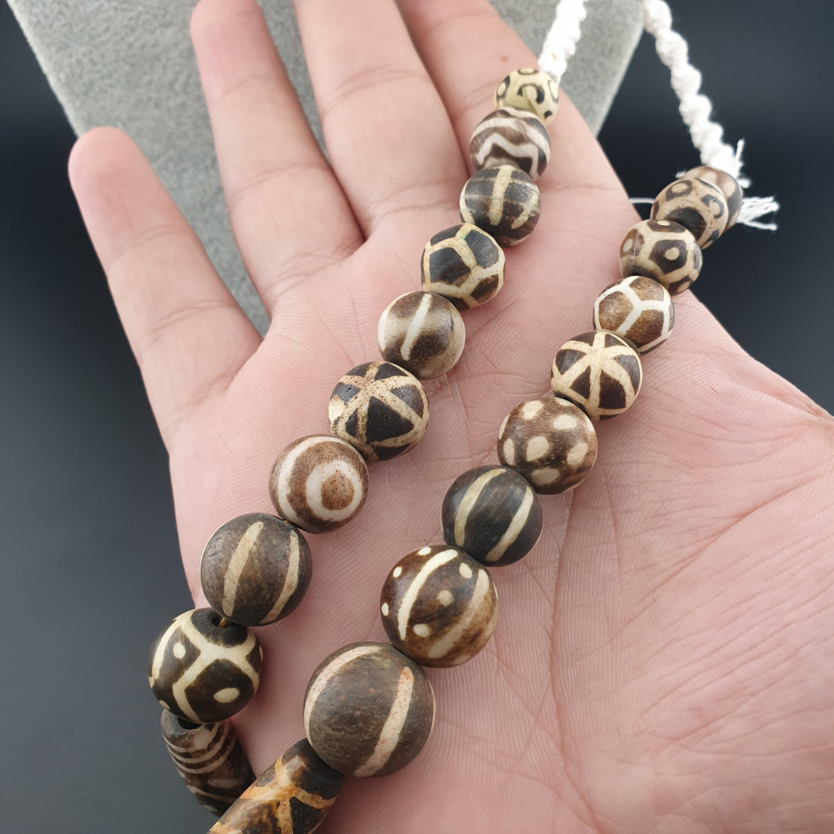 Vintage Asian & African Pumtekpyu , Glass beads Necklace 20inches Long