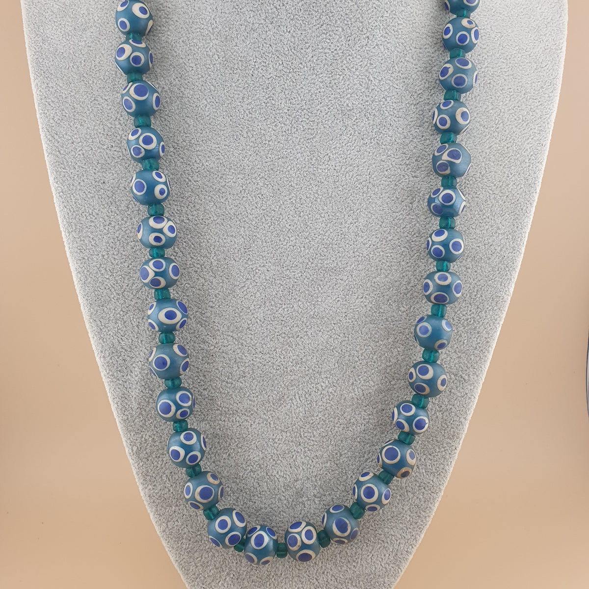 Perles en verre bleu "mille yeux" de style vénitien vintage, 24 pouces