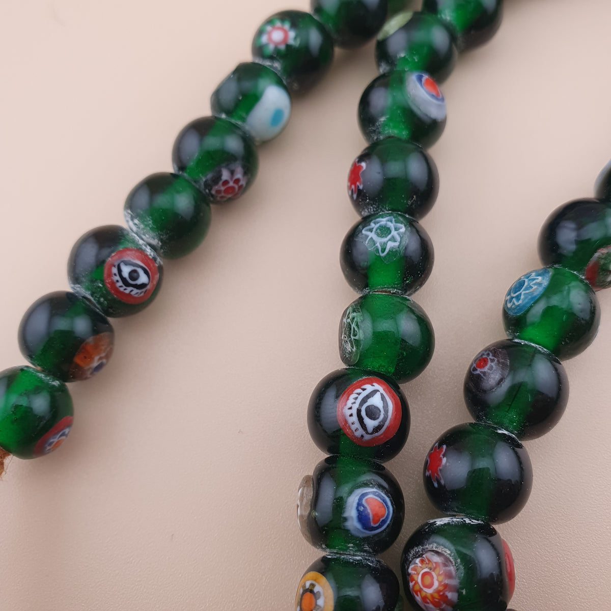 Vintage African Eyes Green Glass Beads Necklace 22 inches