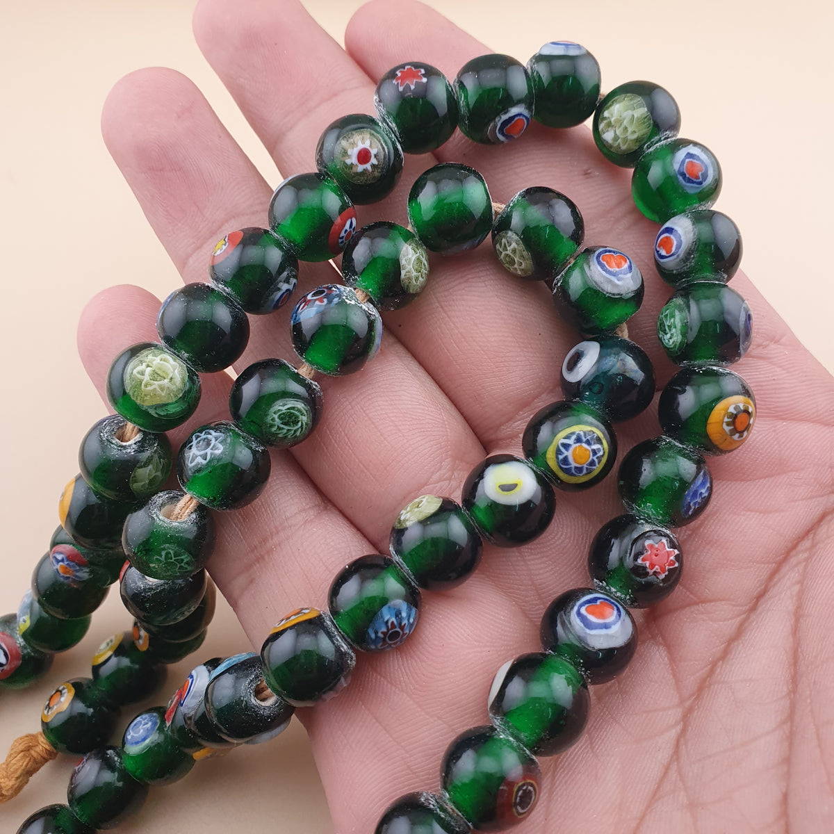 Vintage African Eyes Green Glass Beads Necklace 22 inches
