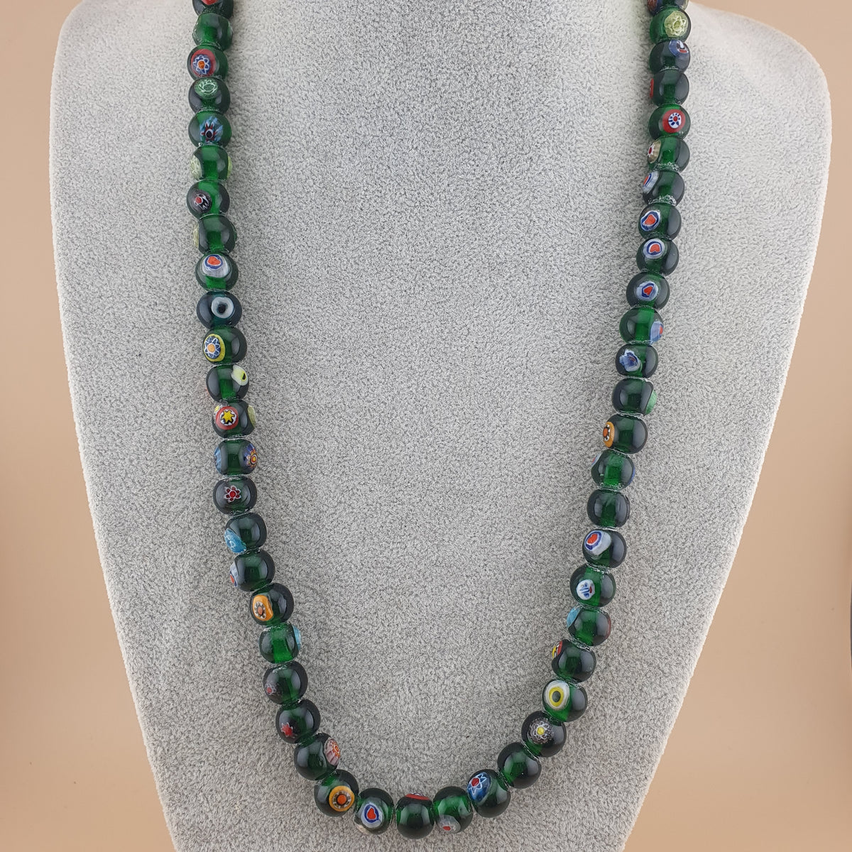Vintage African Eyes Green Glass Beads Necklace 22 inches