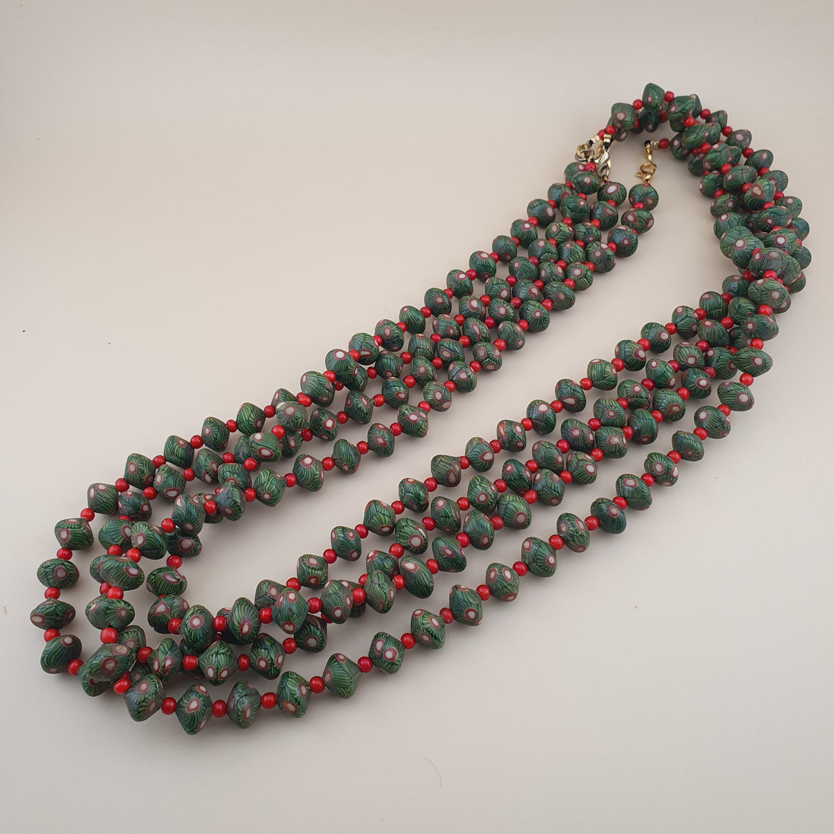 Collier de perles en verre Vintage Gabri Style Eyes & WhiteHeart de Venise de 22 pouces