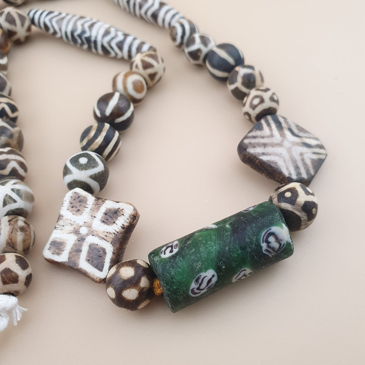 Vintage Asian African Pumtekpyu & Glass Beads Necklace 20 inches