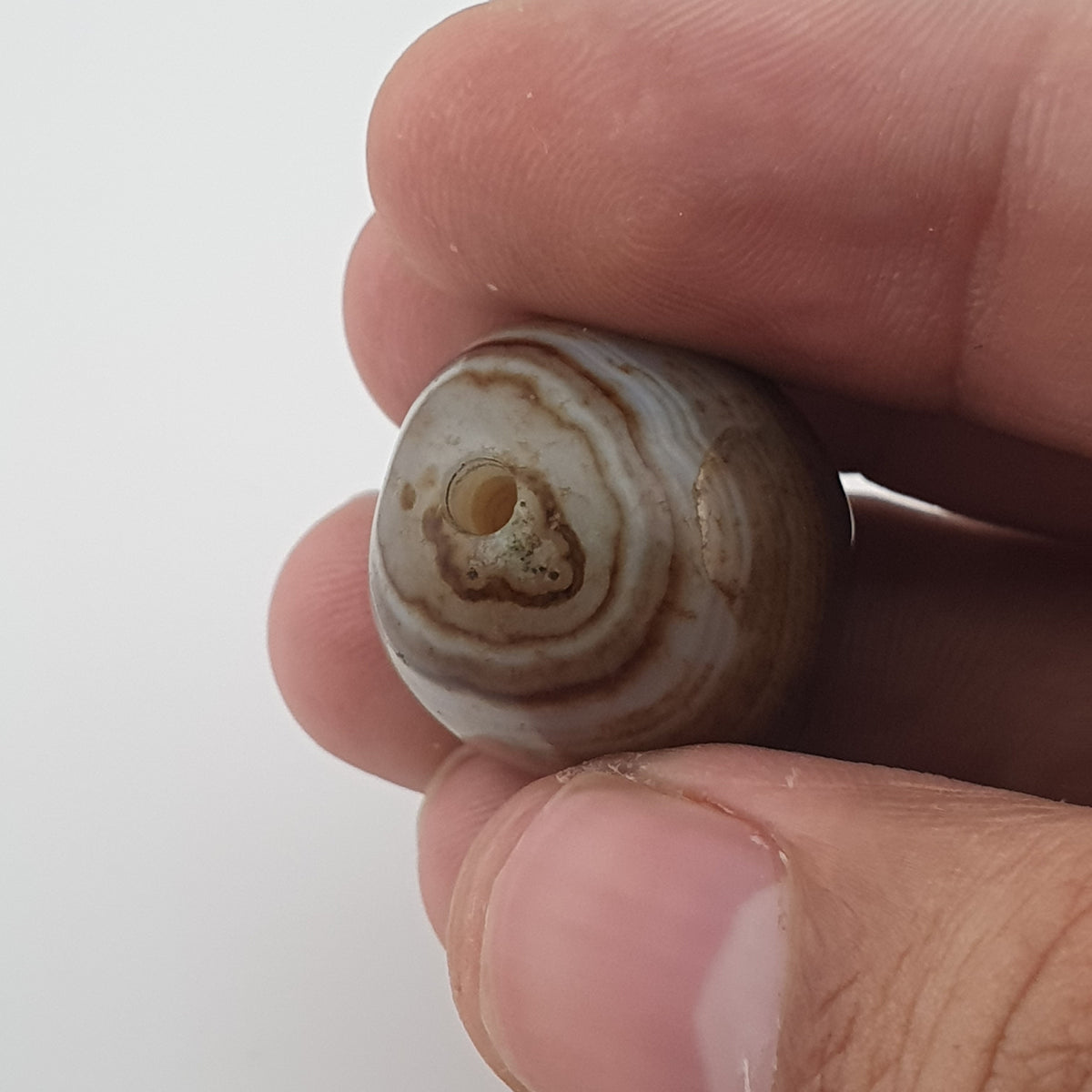 Amulette perlée agate naturelle œil de Souleïmani vintage