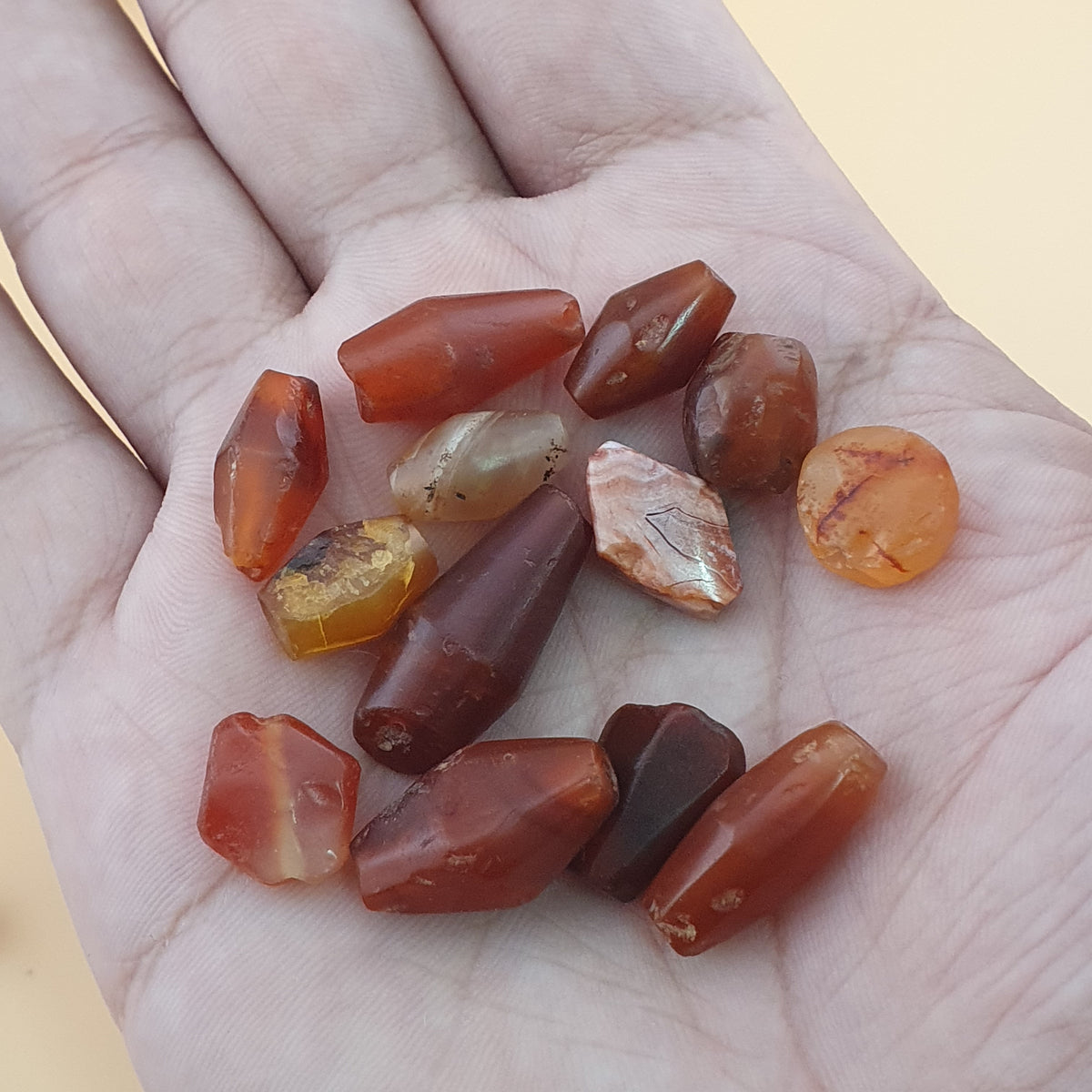 Perles anciennes authentiques en cornaline du Mali