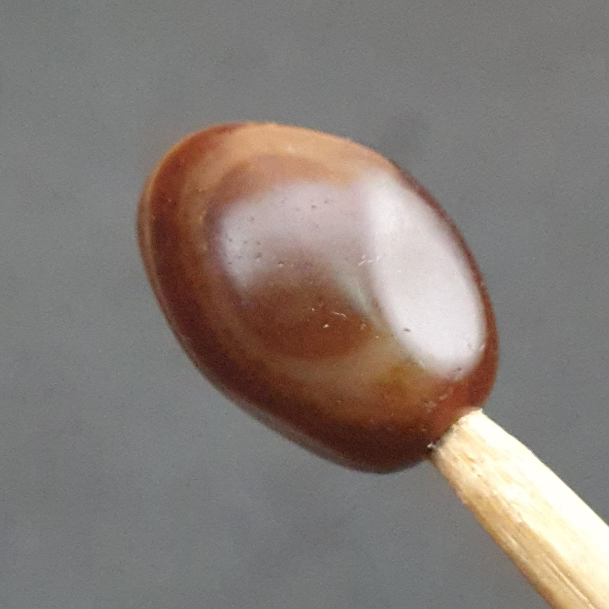 Amulette vintage en perles d'agate de Suleiman : Pierre gemme naturelle à motif œil
