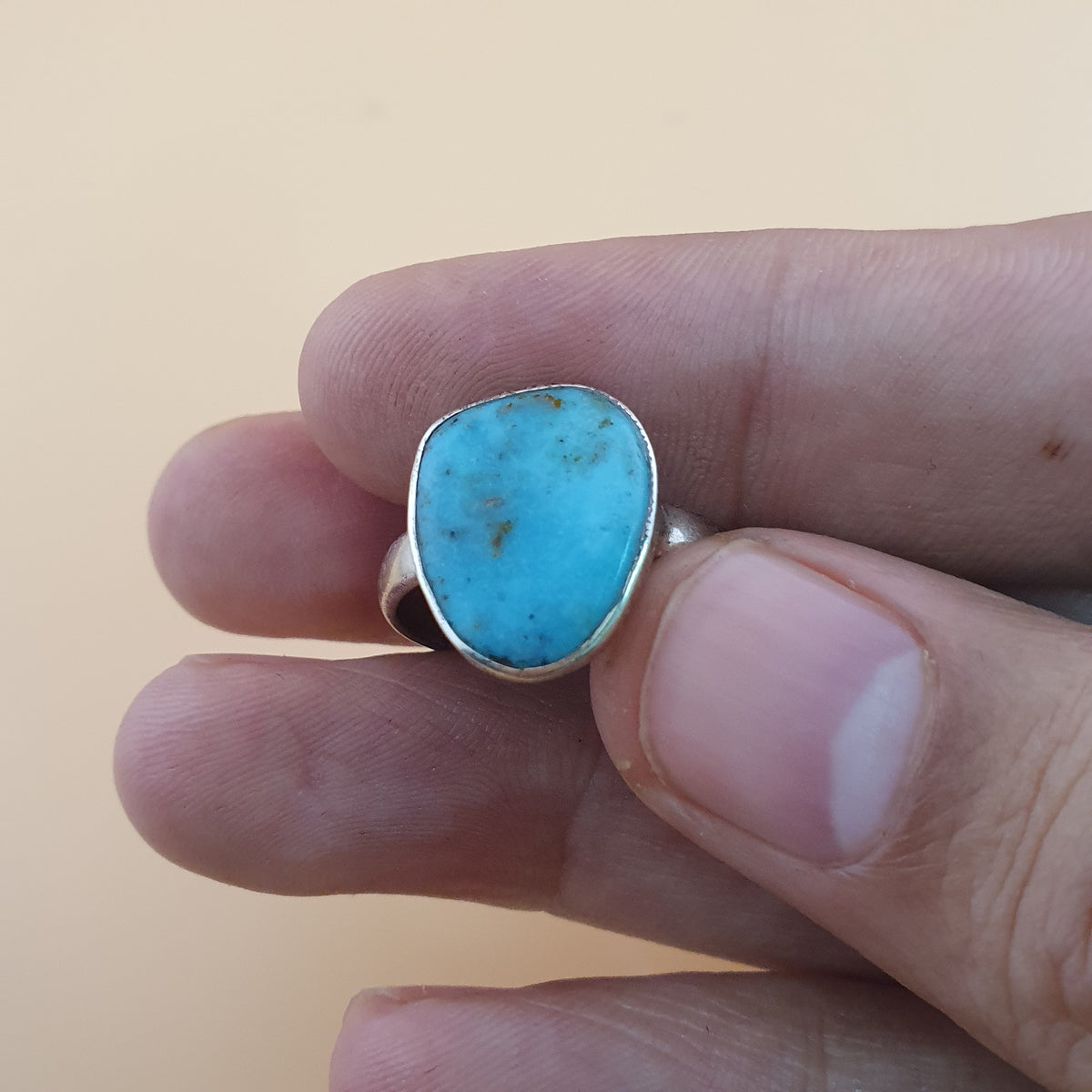 Bague en argent sterling avec turquoise naturelle d'Arizona, fabriquée à la main, style bohème, petite bague en pierre précieuse