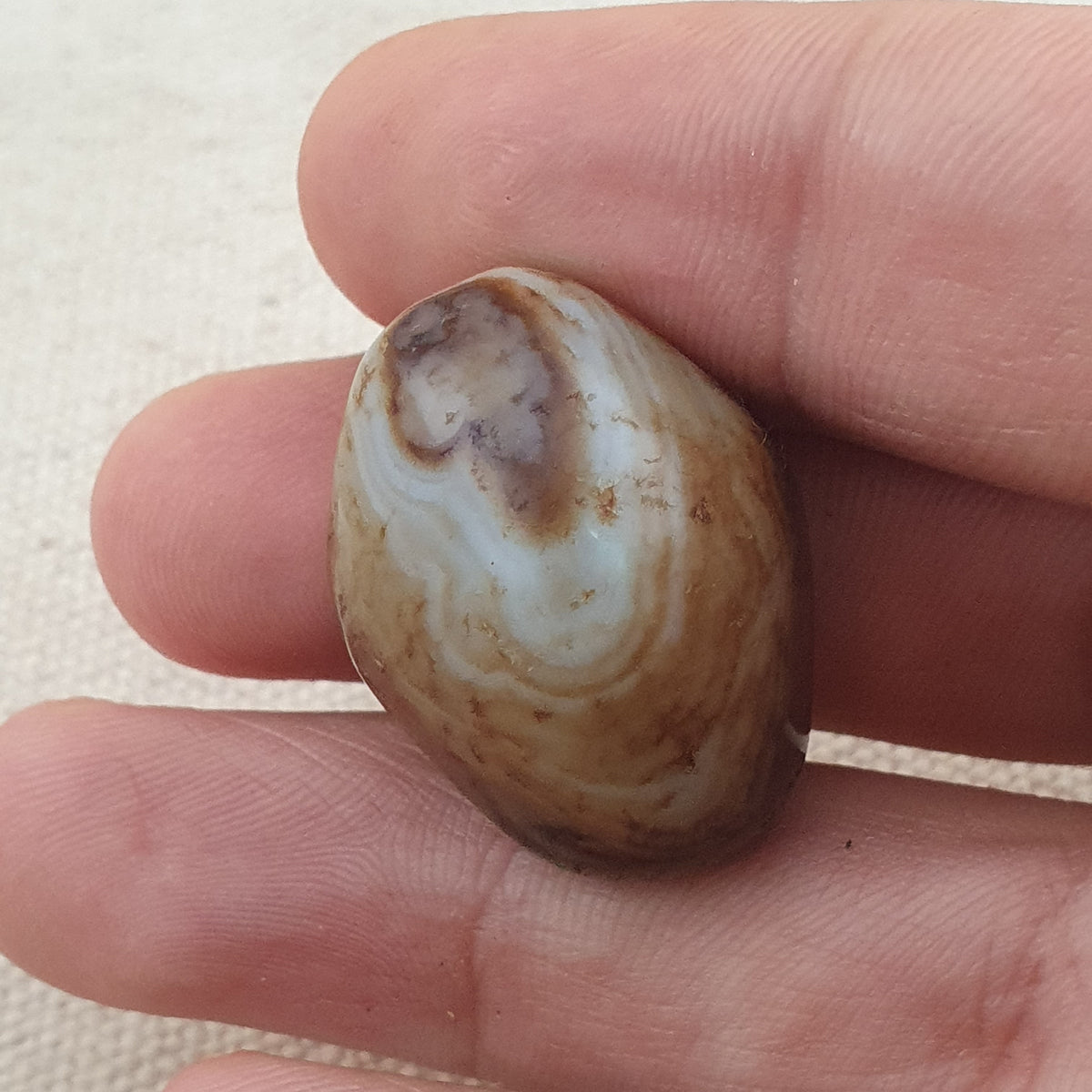 Amulette vintage en perles d'agate oeil de Suliemani à motif naturel