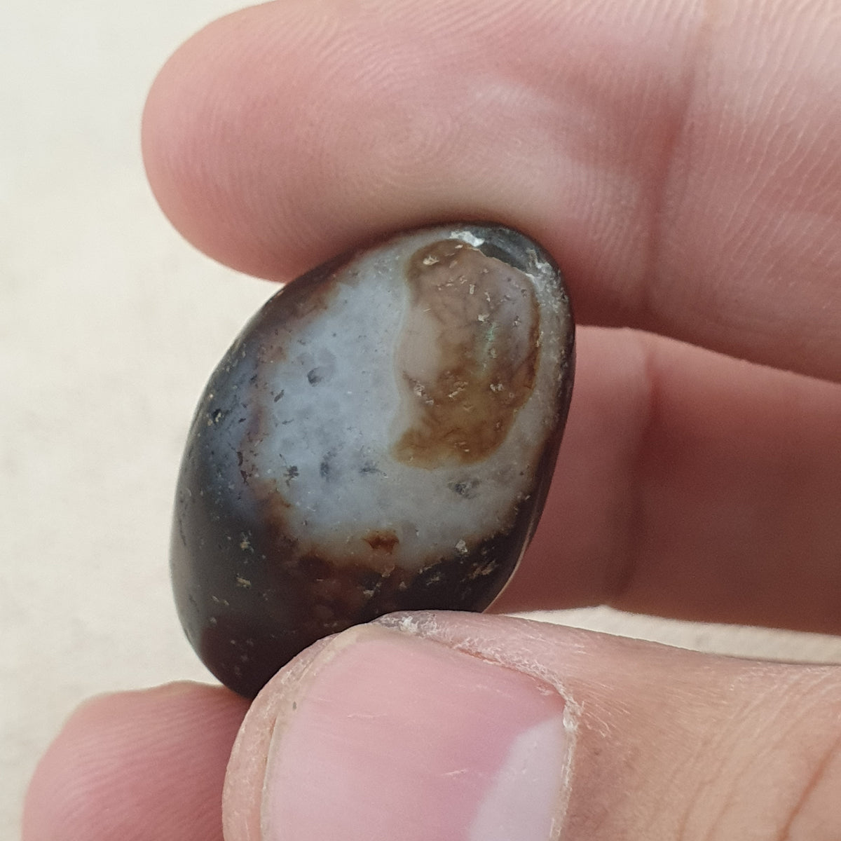 Amulette en perles d'agate Suliemani à yeux cristallisés de style antique vintage