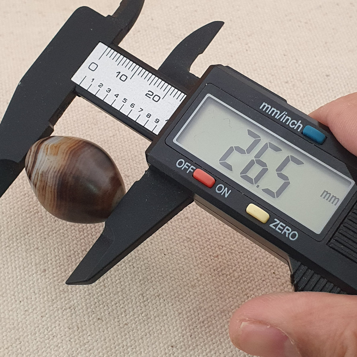 Natural Eyes Pattern Suliemani Agate Bead Amulet