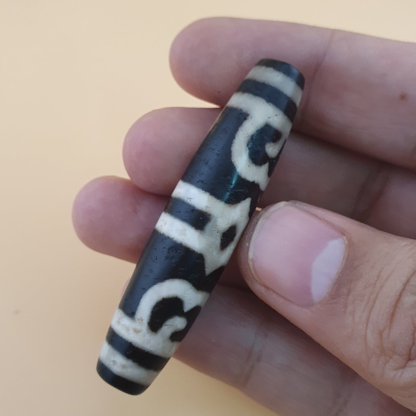 Antikes Himalaya-Tibetisches Schatzgefäß-Muster & Diamantaugen Achatperlen-Amulett