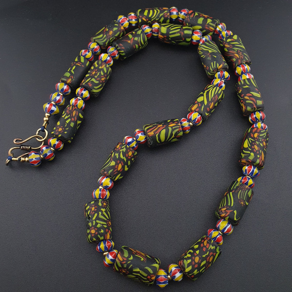 Collier vintage de perles de verre Gabri Eyes et Chevron style vénitien