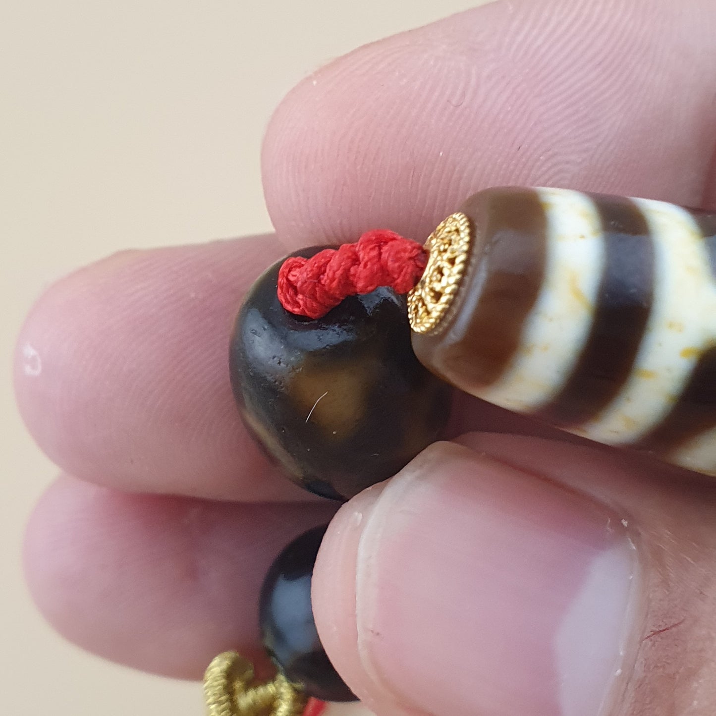 Seltene Vintage Tibetische 4-Augen-Dzi-Perle Sammlerstück Himalaya Amulett aus Achat