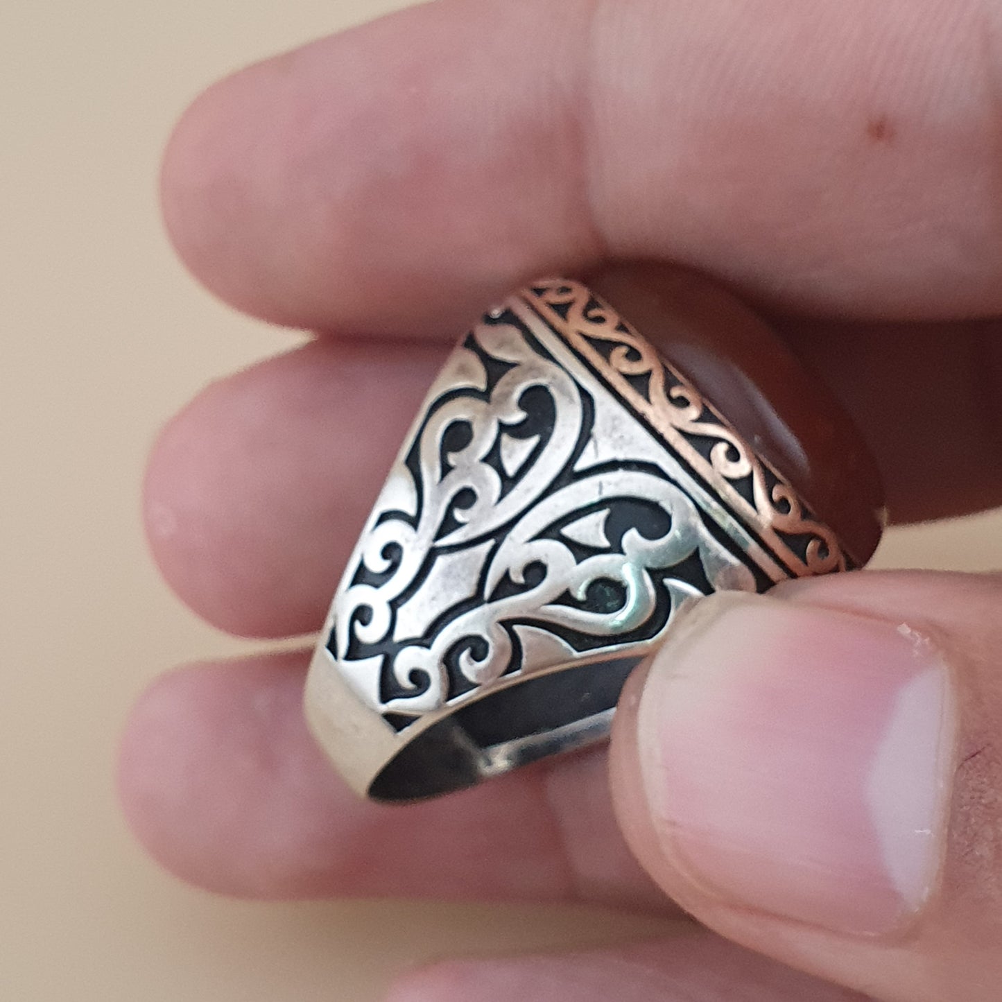 Handgefertigter, Vintage-inspirierter Achatring aus 925er Sterlingsilber