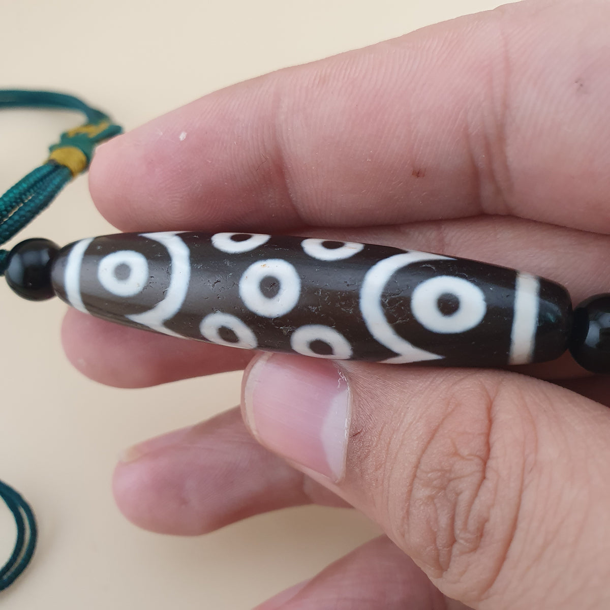 Antike 12-Augen Himalaya Tibet Achat Dzi Perle Amulett Halskette