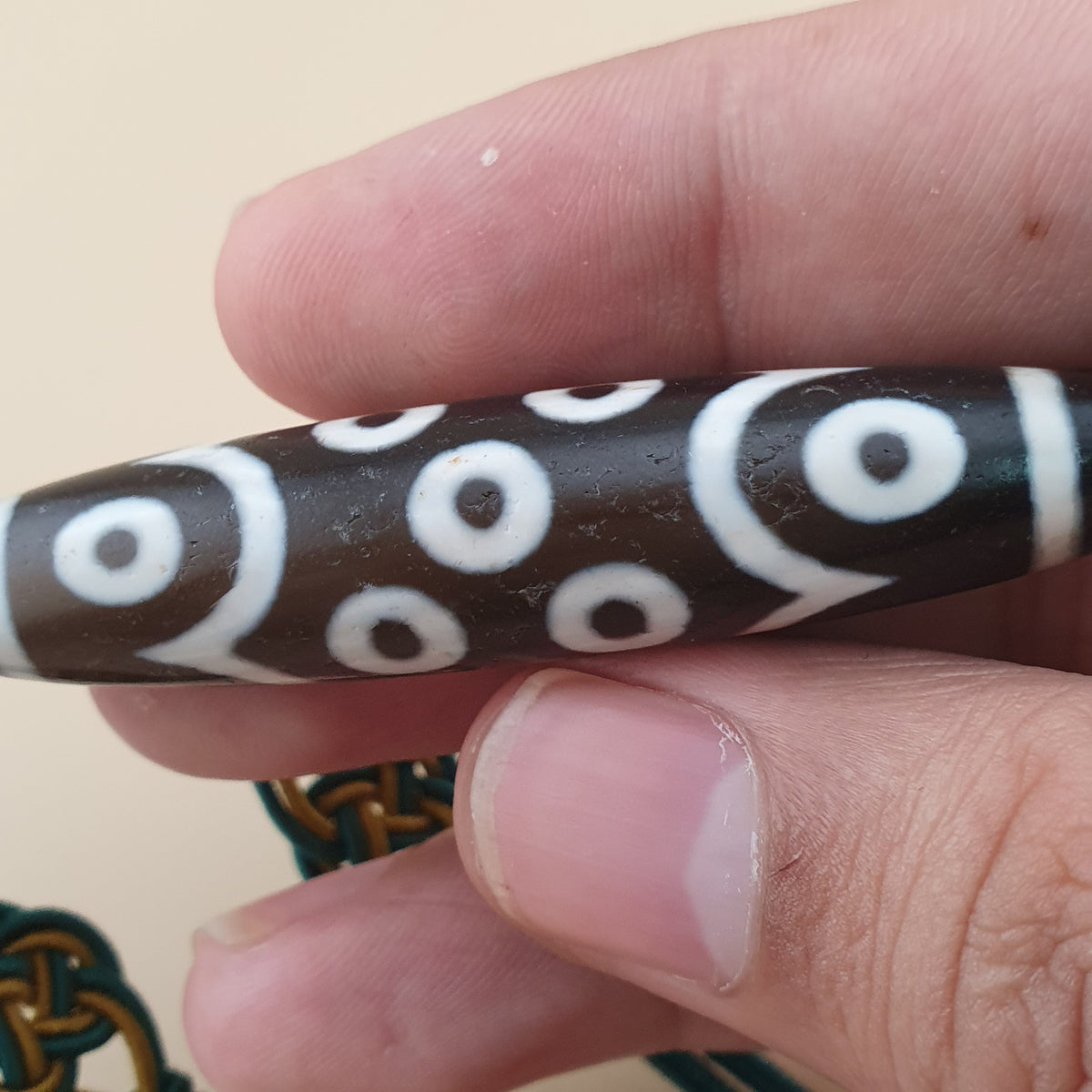 Antike 12-Augen Himalaya Tibet Achat Dzi Perle Amulett Halskette