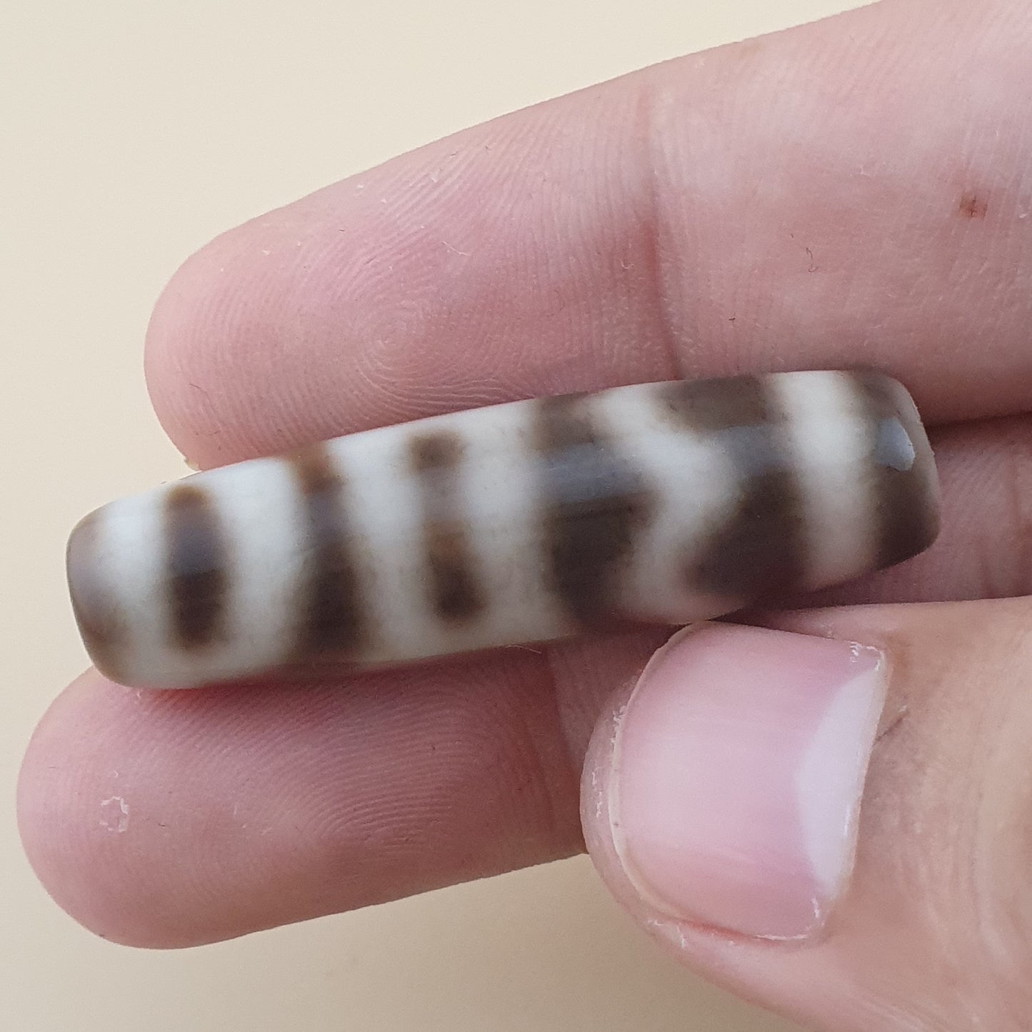 Vintage Earth & Sky and Chain link Pattern Himalayan Tibetan Agate Bead Amulet