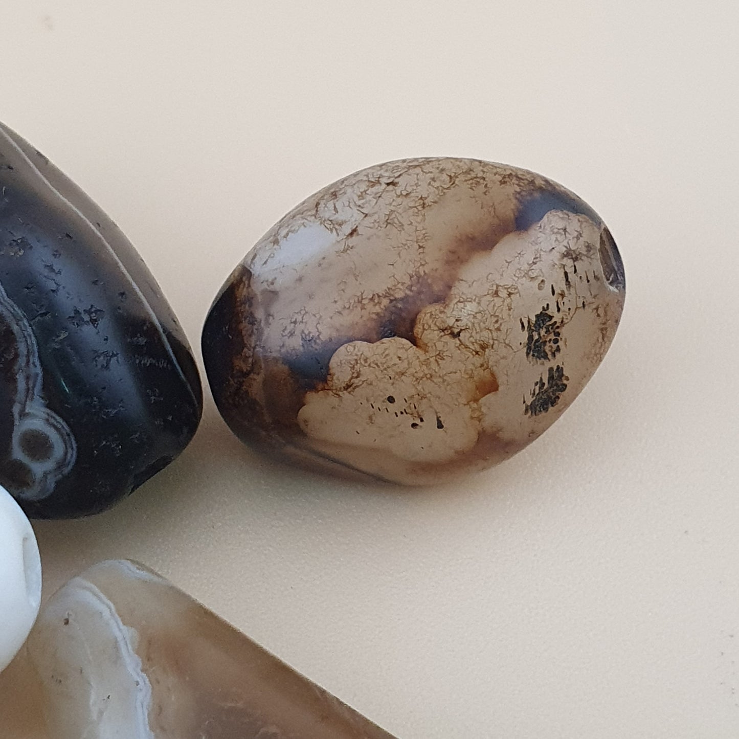 Vintage Suliemani Agate Natural Eyes Agate Bead Amulets