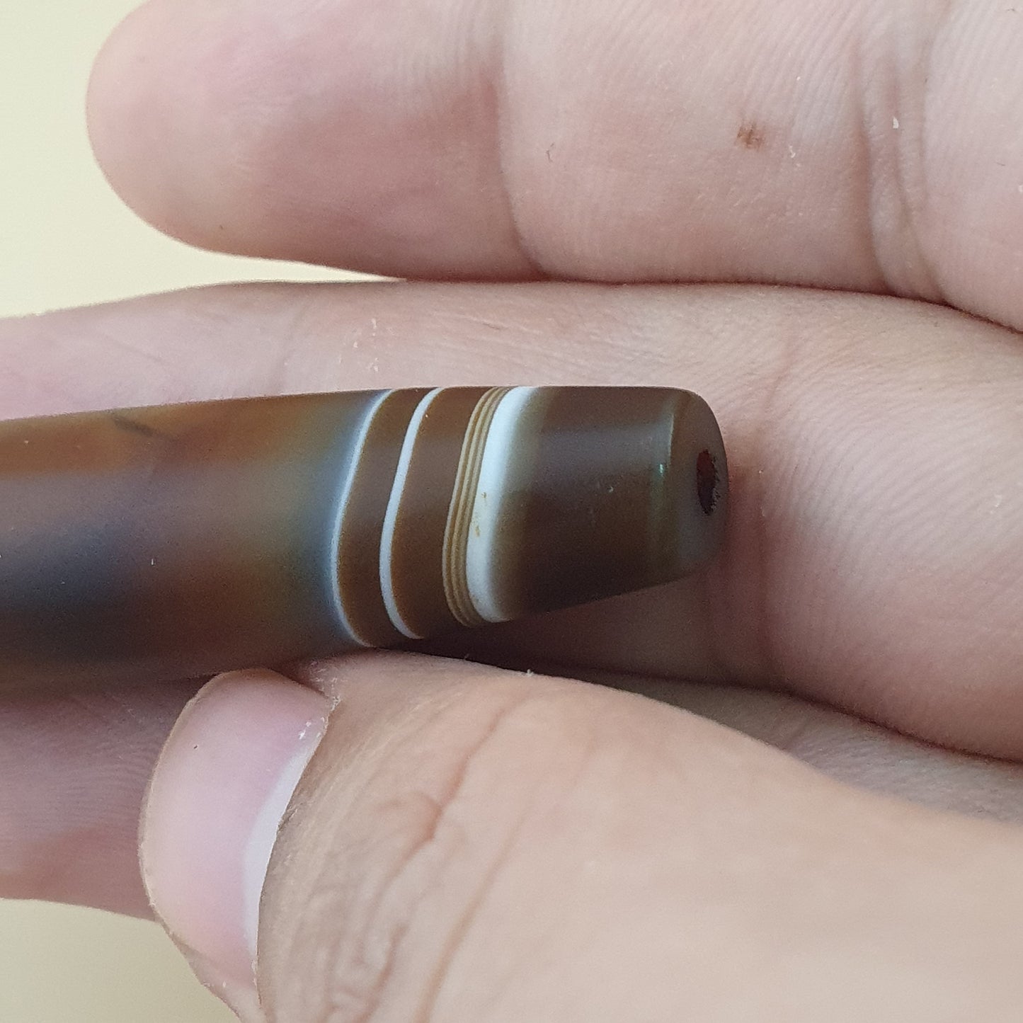 Vintage Yemeni Suliemani Natural Stripe Pattern Agate Bead