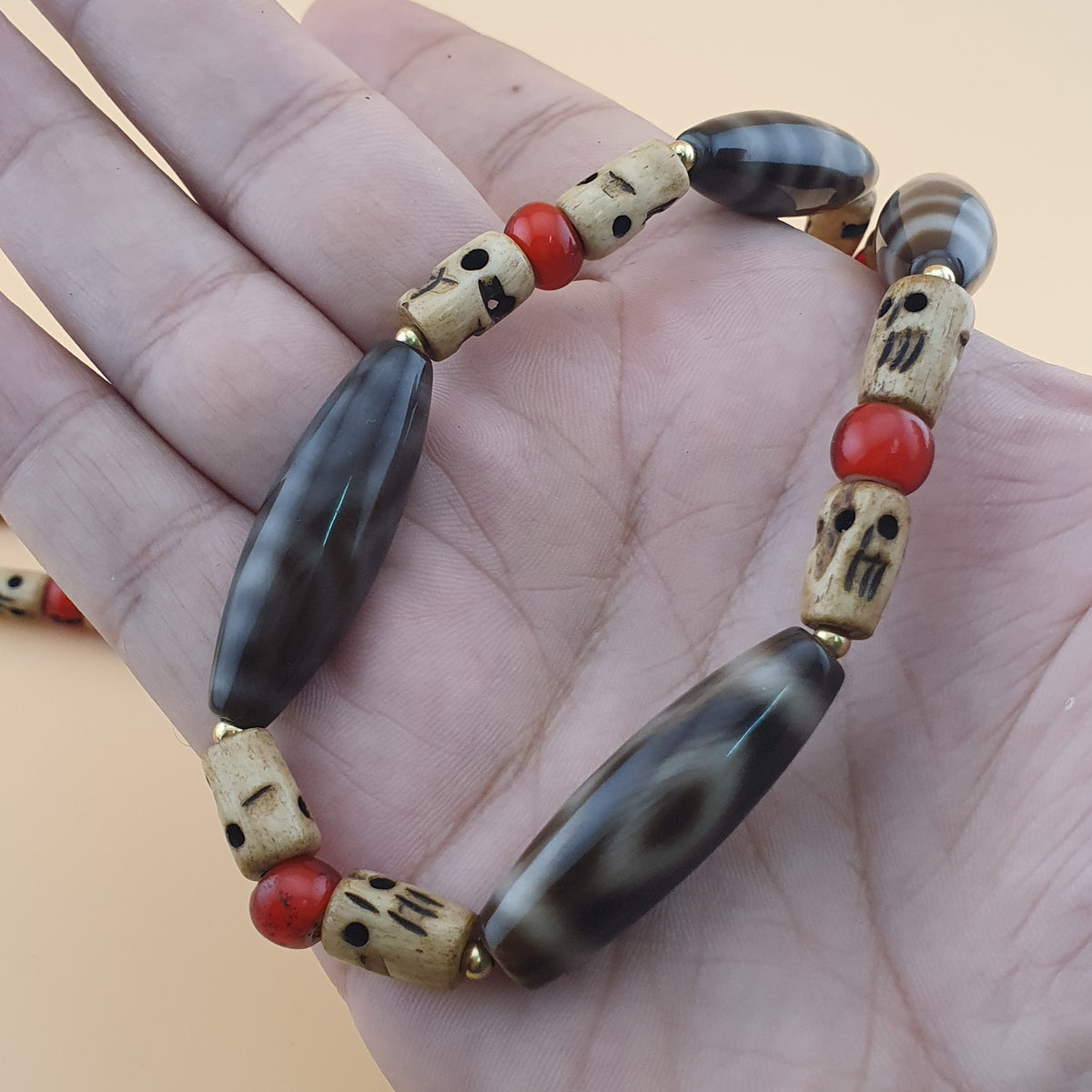 Collier de perles œil en agate de l'Himalaya du Tibet vintage et perles de verre Whiteheart