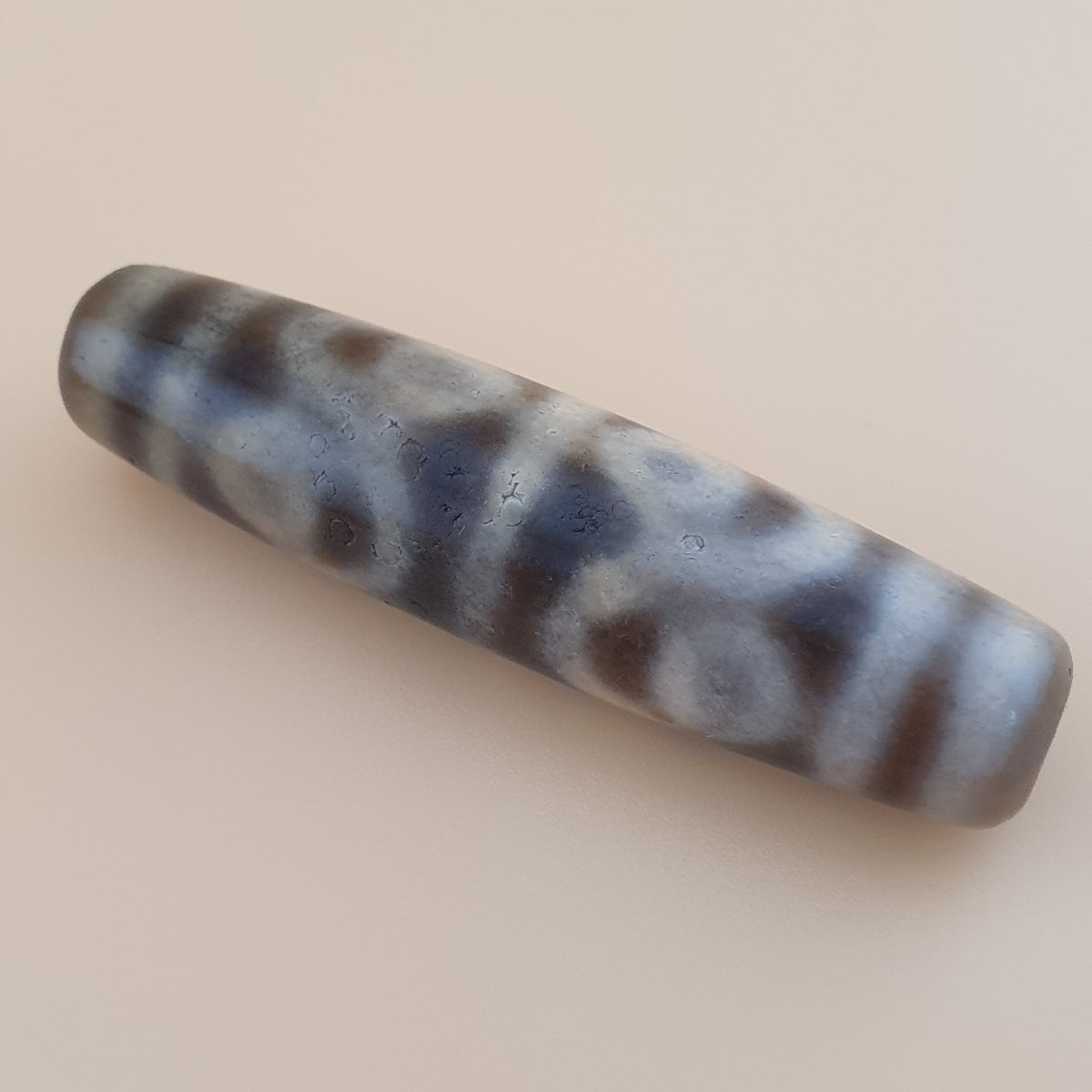 Perle Dzi en Agate du Tibet, Motif Unique, 8 Yeux, Vintage