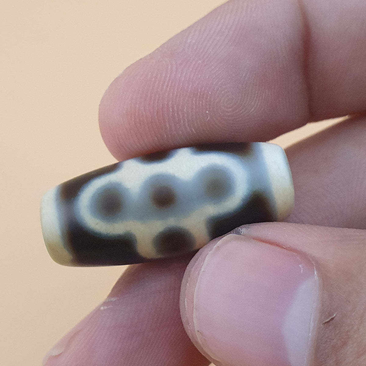 Perles Dzi en agate à motifs variés du Tibet himalayen vintage – Lot de 3