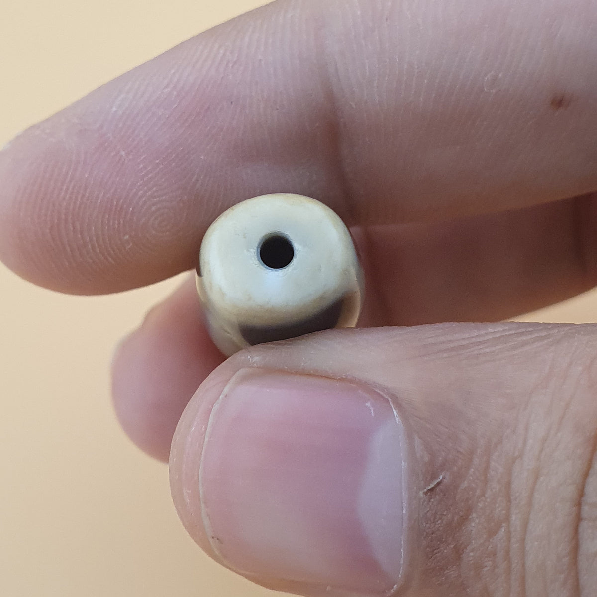 Perles Dzi en agate à motifs variés du Tibet himalayen vintage – Lot de 3