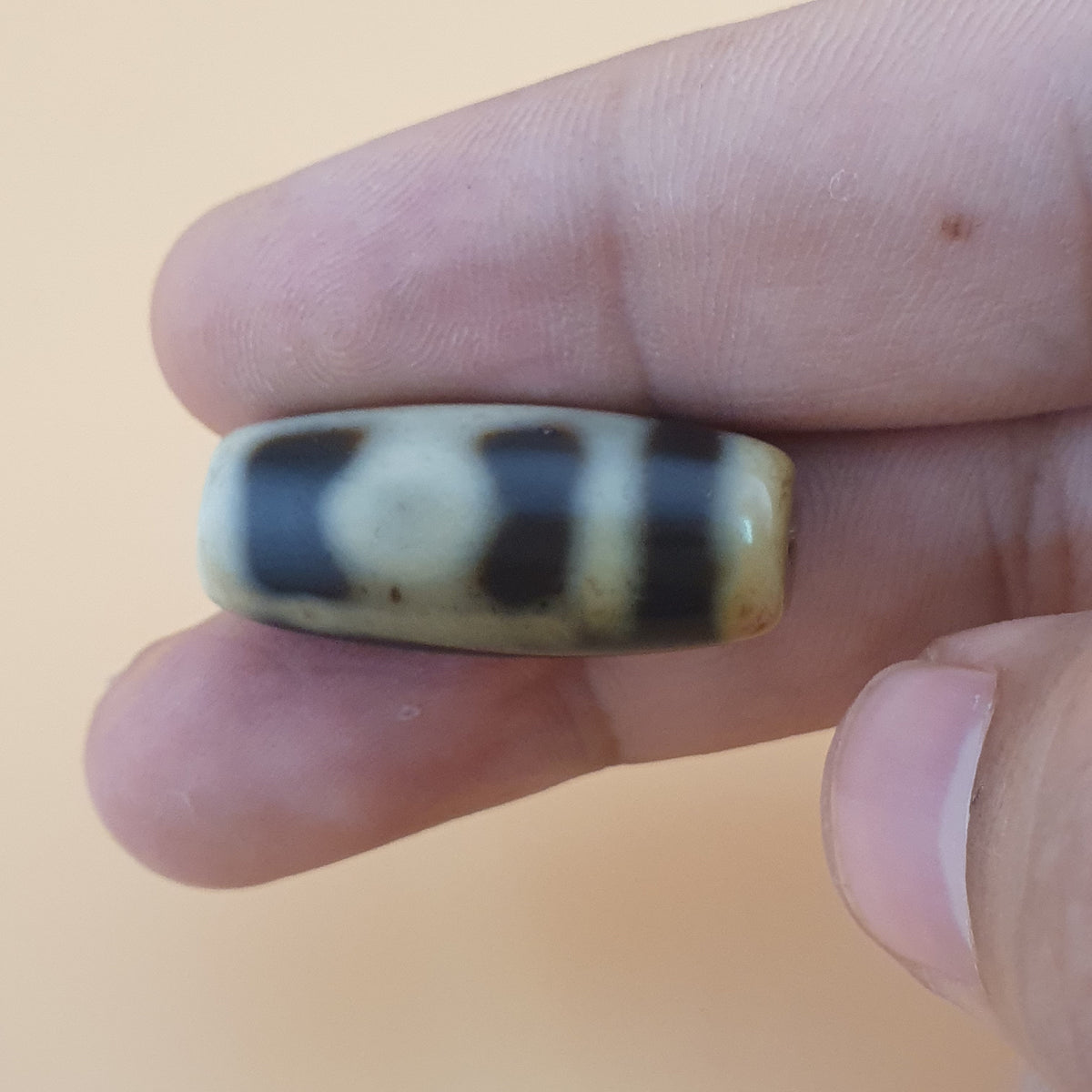 Perles Dzi en agate à motifs variés du Tibet himalayen vintage – Lot de 3