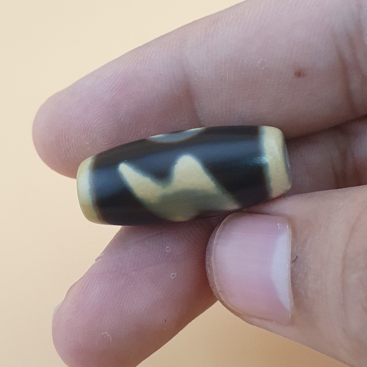 Perles Dzi en agate à motifs variés du Tibet himalayen vintage – Lot de 3