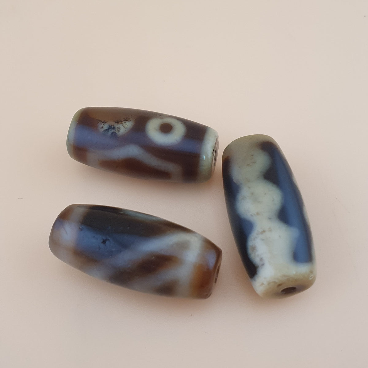 Lot de 3 agates tibétaines vintage de l'Himalaya à motif rare
