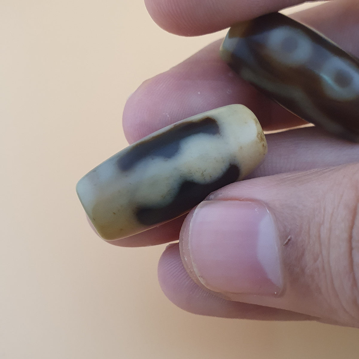 Lot de 3 agates tibétaines vintage de l'Himalaya à motif rare