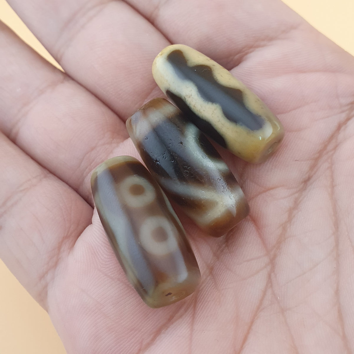 Lot de 3 agates tibétaines vintage de l'Himalaya à motif rare